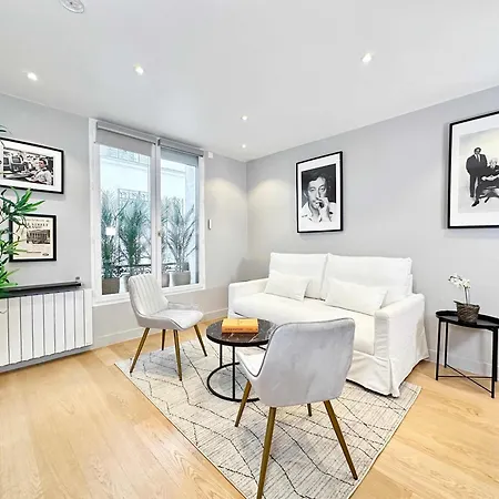 Spacious Flat For 4 - Eiffel Tower Apartmán *