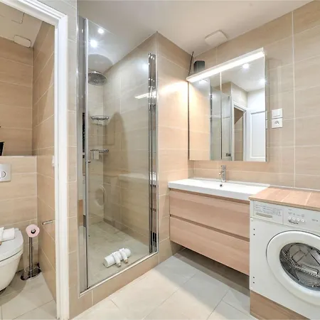 Spacious Flat For 4 - Eiffel Tower Apartmán