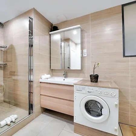 Spacious Flat For 4 - Eiffel Tower Apartmán *