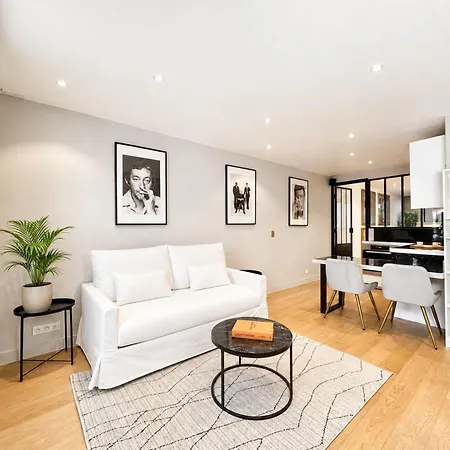 Spacious Flat For 4 - Eiffel Tower *